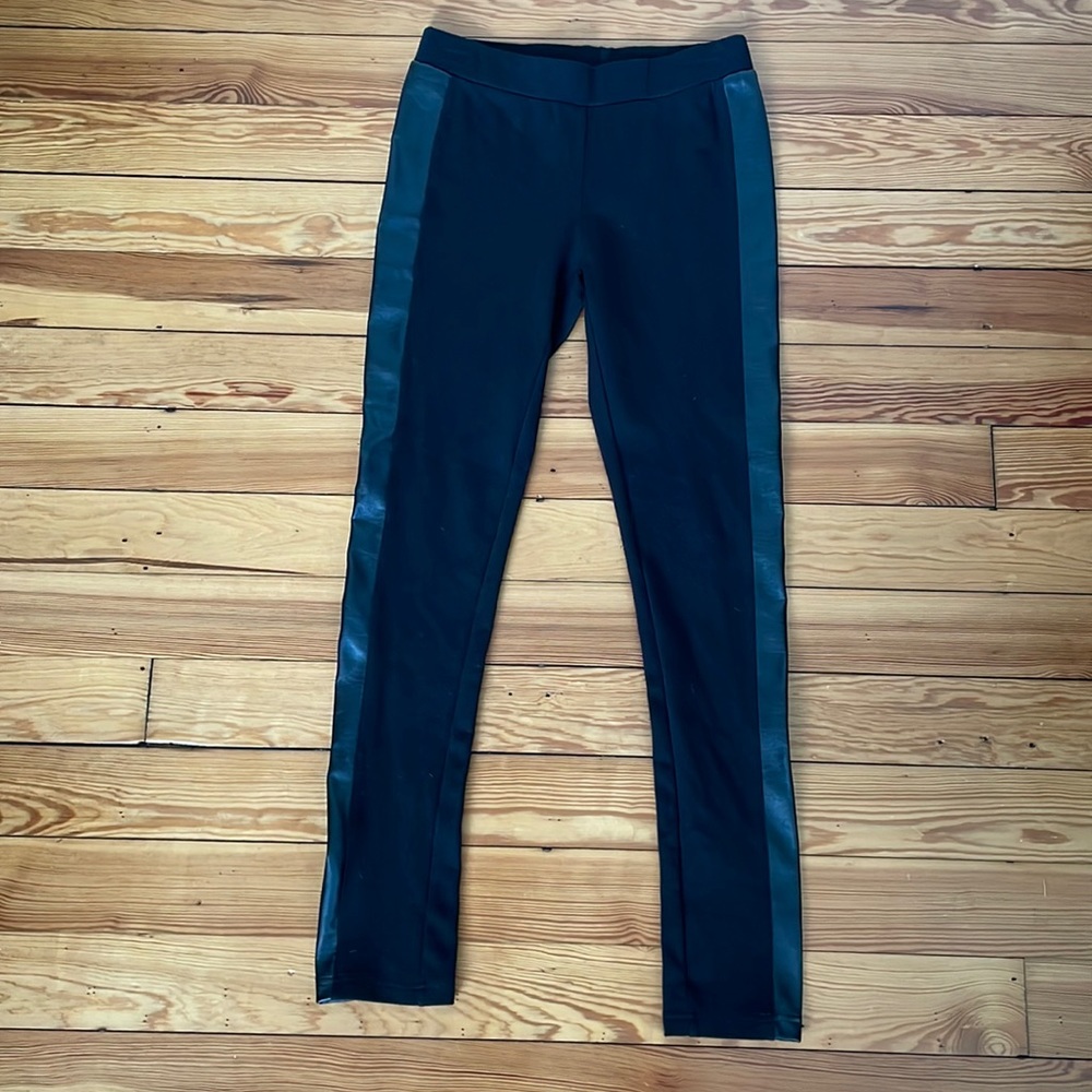 Black Leggings With Leather Details Size M - Picture 1 of 5
